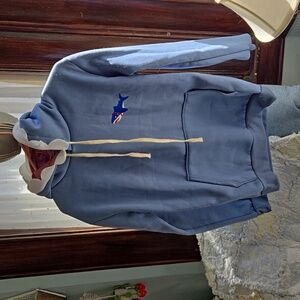 NWOT Sm woman's or large kids shark hoodie! So cute for fall!